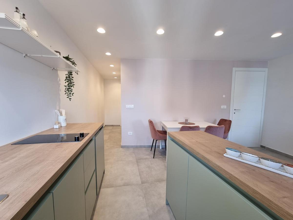 As Deluxe Apartments بيران المظهر الخارجي الصورة