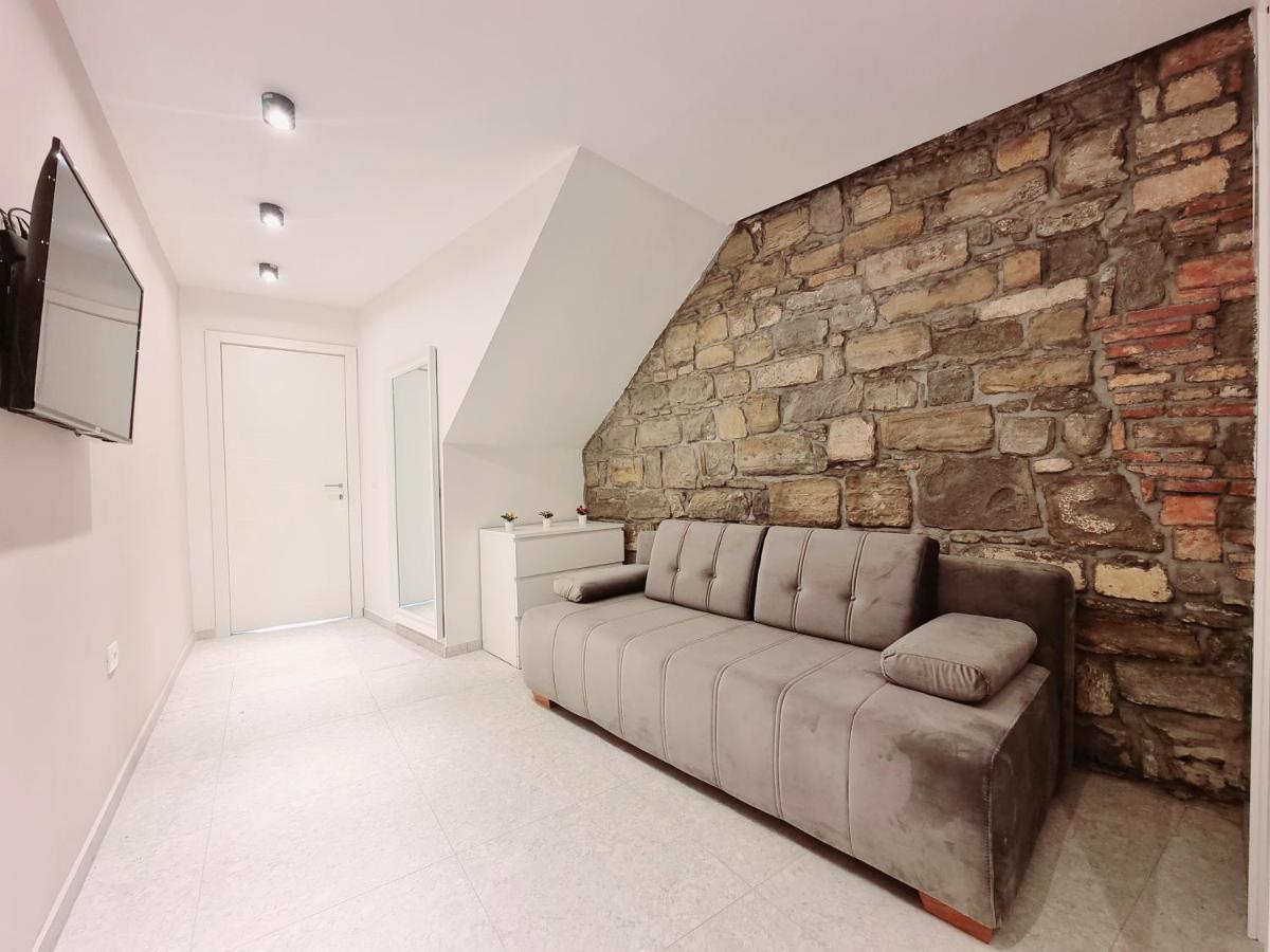 As Deluxe Apartments بيران المظهر الخارجي الصورة