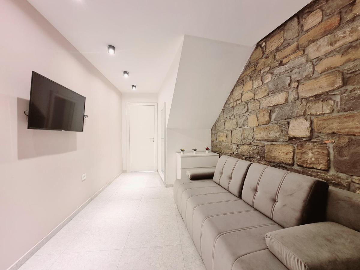 As Deluxe Apartments بيران المظهر الخارجي الصورة